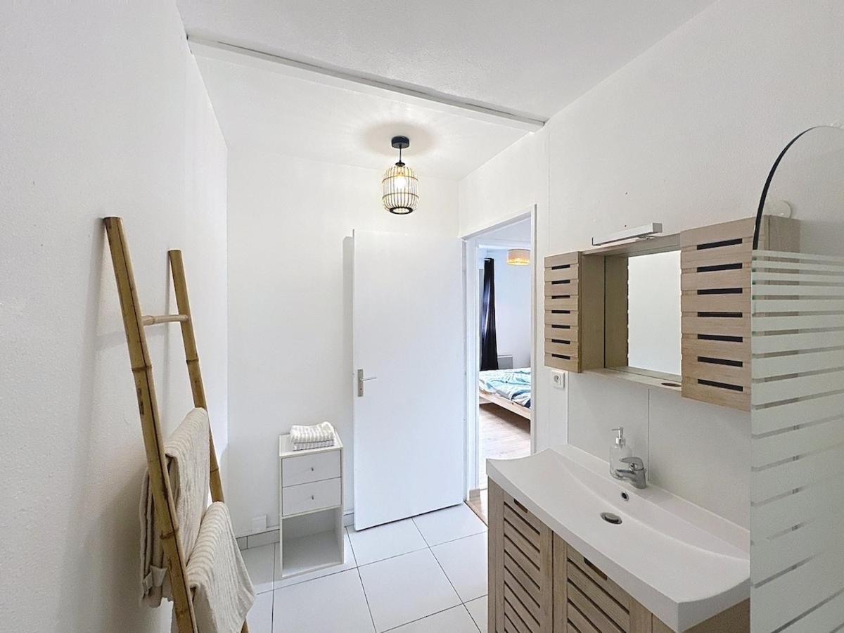 2 Personnes - Stade Rugby Yves Du Manoir Appartement *